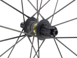 Mavic Cosmic Ultimate UST Disc Center Lock Carbon Laufradsatz 14 Mavic Cosmic Ultimate UST Disc Center Lock Carbon Laufradsatz -Fahrradsportgeschäft 484858